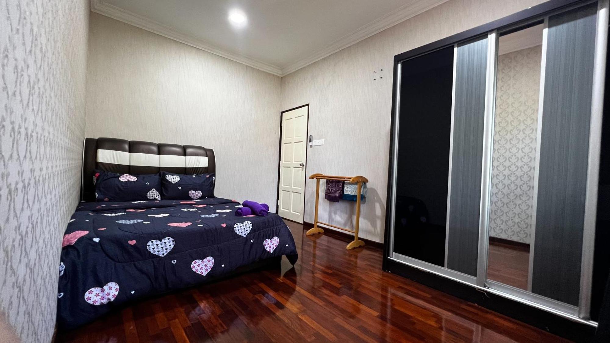 Yb Guest House 4 Bilik 5 Katil Chukai 外观 照片