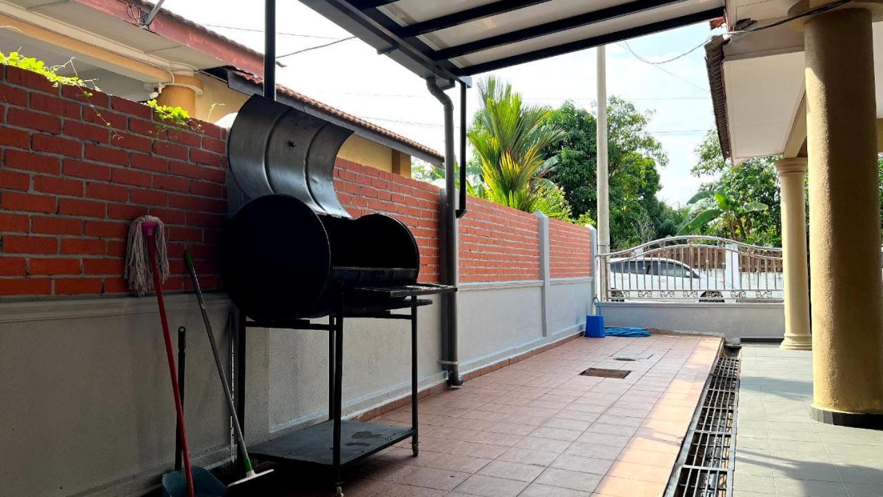 Yb Guest House 4 Bilik 5 Katil Chukai 外观 照片