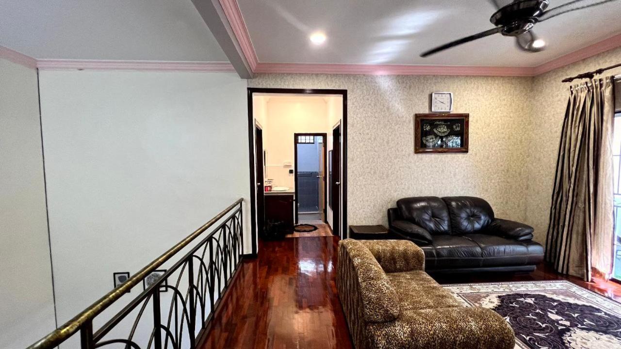Yb Guest House 4 Bilik 5 Katil Chukai 外观 照片